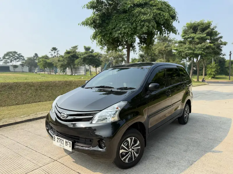 Daihatsu Xenia 1.0 D 2015